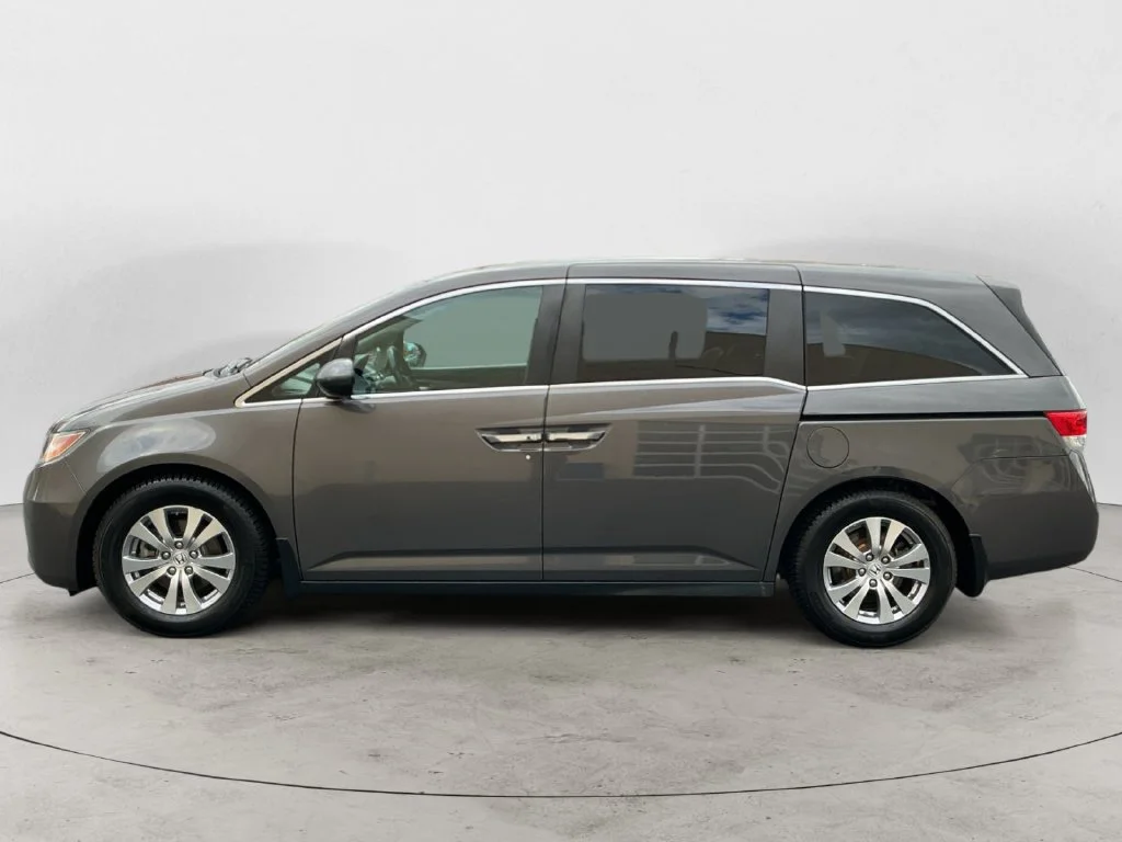 Used 2014 Silver Honda EX-L image 11