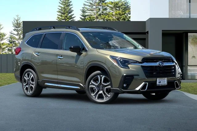 New 2026 AUTUMN GREEN METALLIC Subaru Touring 7-Passenger image 2