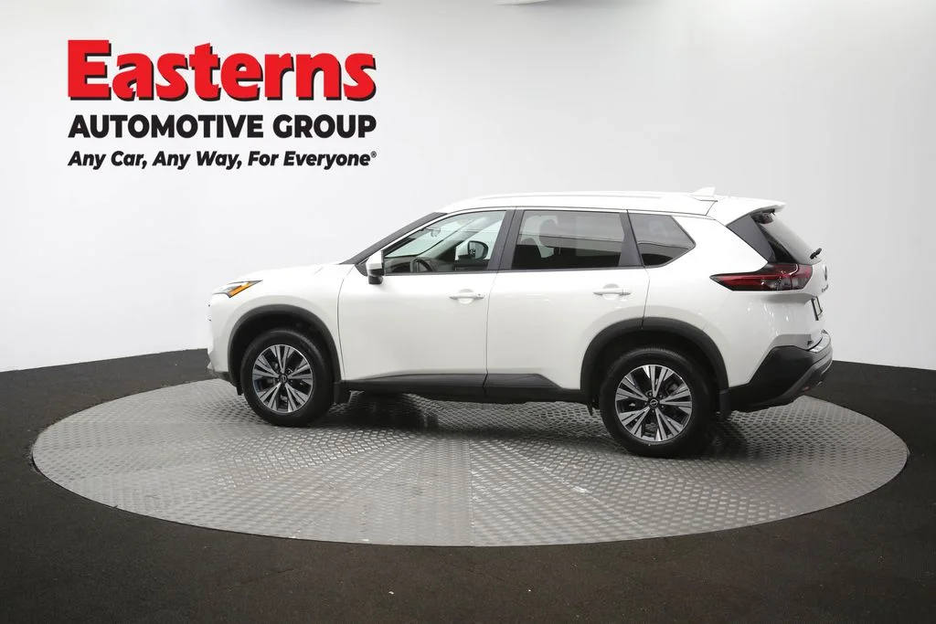 Used 2023 White Nissan SV image 62