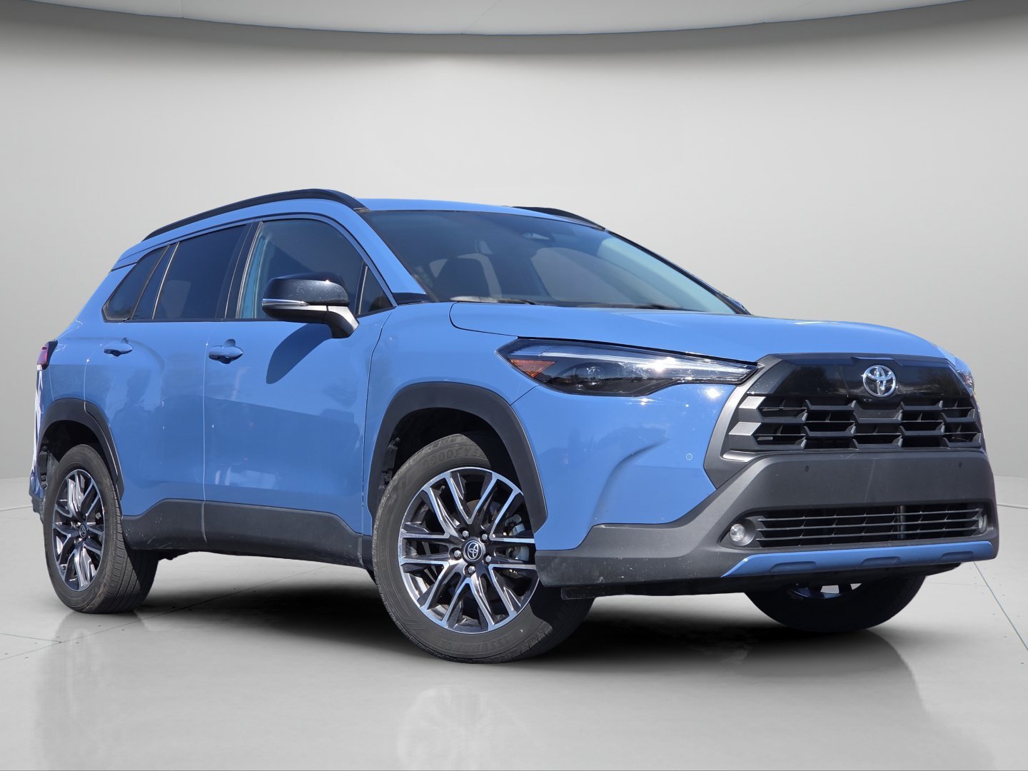 Certified Used 2026 Blue Toyota XLE image 2