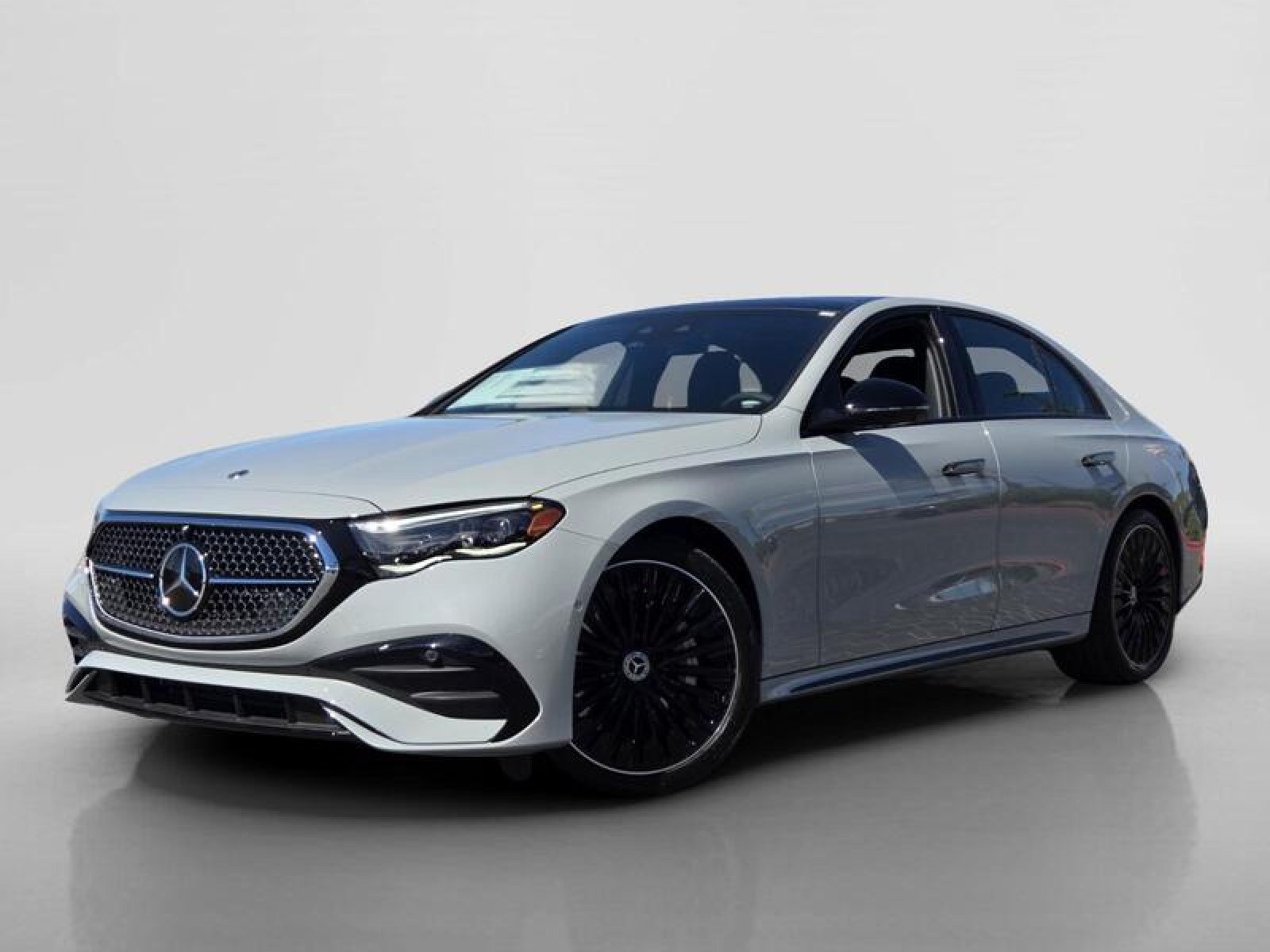 New 2027 MANUFAKTUR Alpine Grey Mercedes-Benz E 450 4MATIC® Sedan image 1