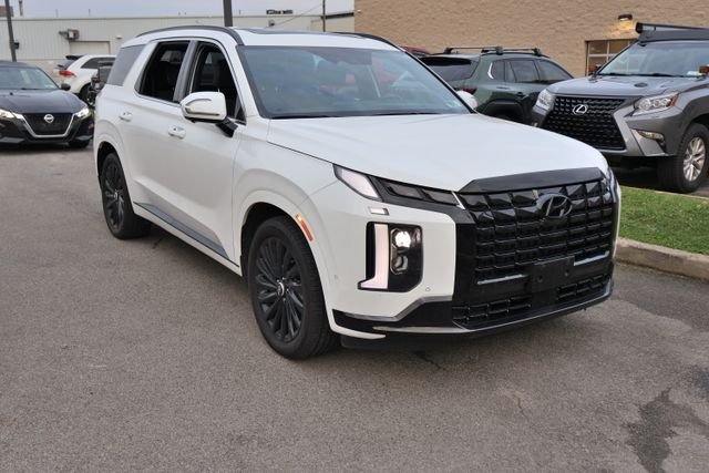 Certified Used 2025 White Hyundai Calligraphy Night Edition image 8