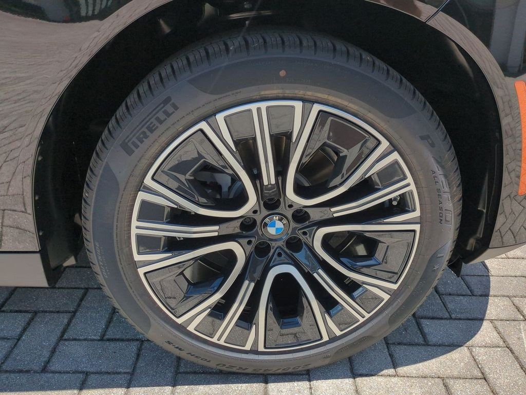 New 2026 Black Sapphire Metallic BMW 30 xDrive image 11