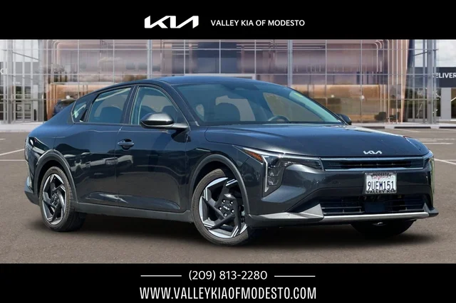 Pre-Owned 2025 Kia K4 EX