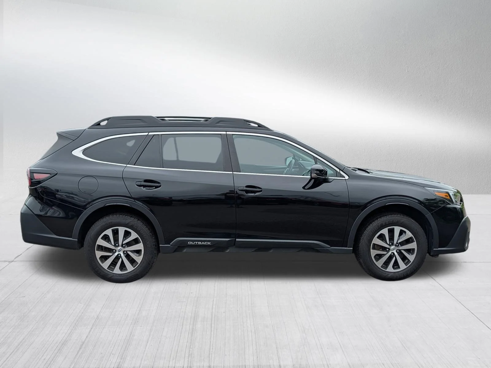 Used 2022 Crystal Black Silica Subaru Premium image 8