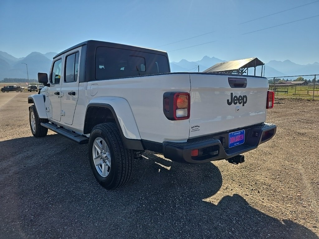 2023 Jeep Gladiator Sport S photo 4