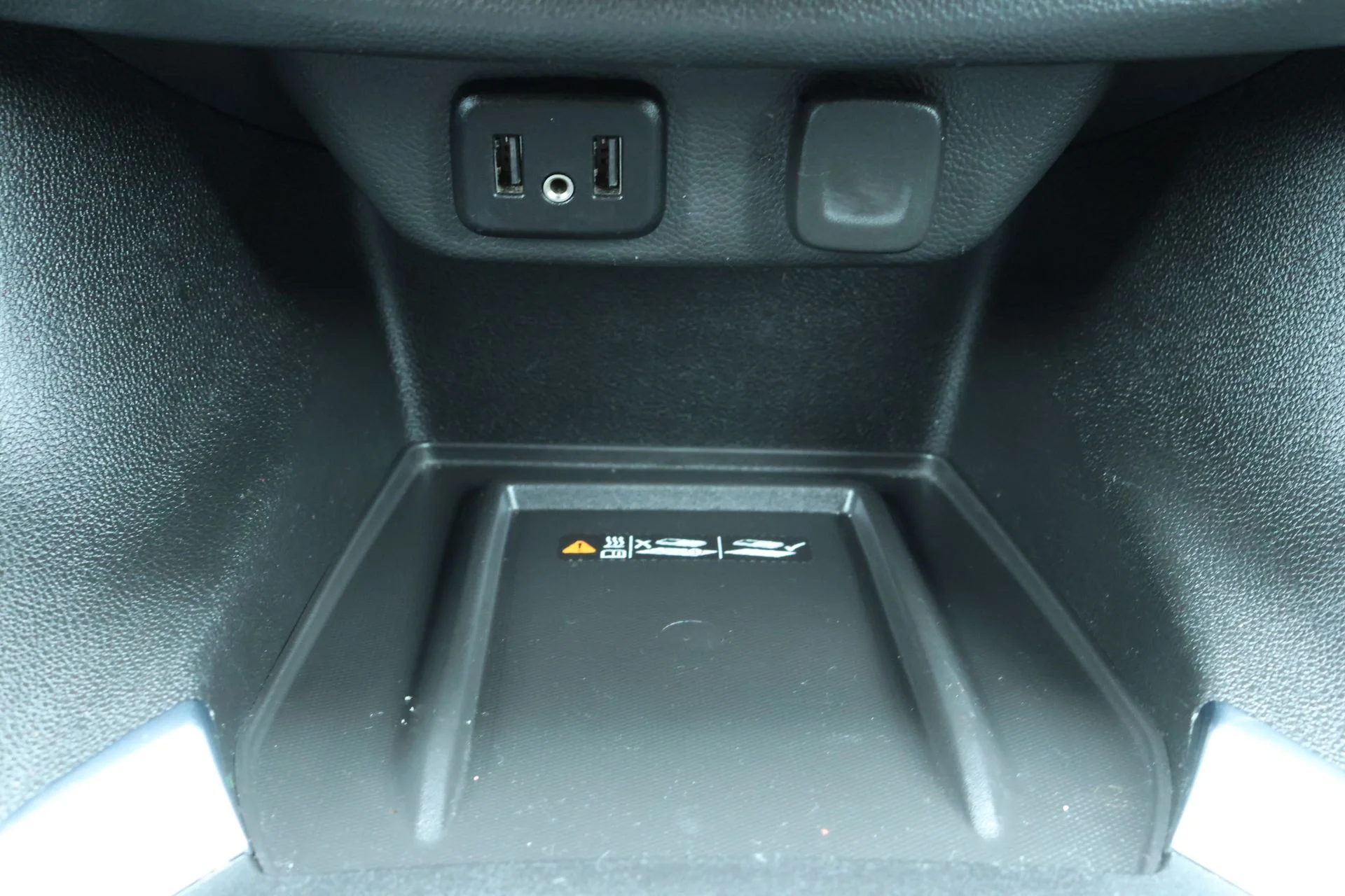 Used 2023 Red Chevrolet LT image 17