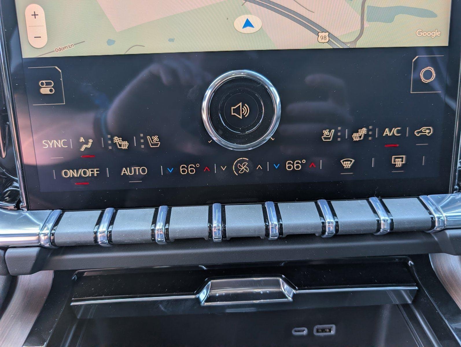 2026 GMC Yukon Denali - Photo 19