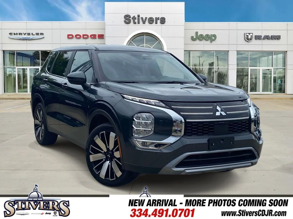 2025 Mitsubishi Outlander SE S-AWC's photo