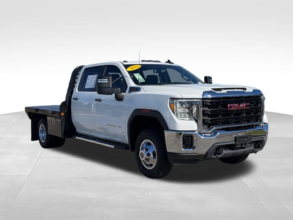 Used 2022 White GMC Pro image 29