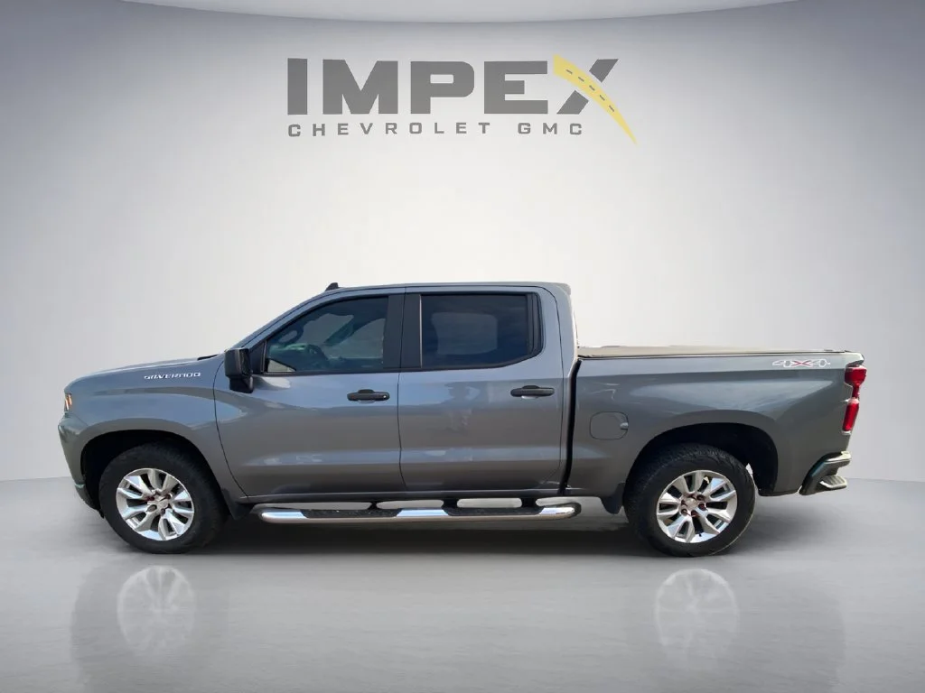 Used 2021 SATIN STEEL METALLIC Chevrolet Custom image 3