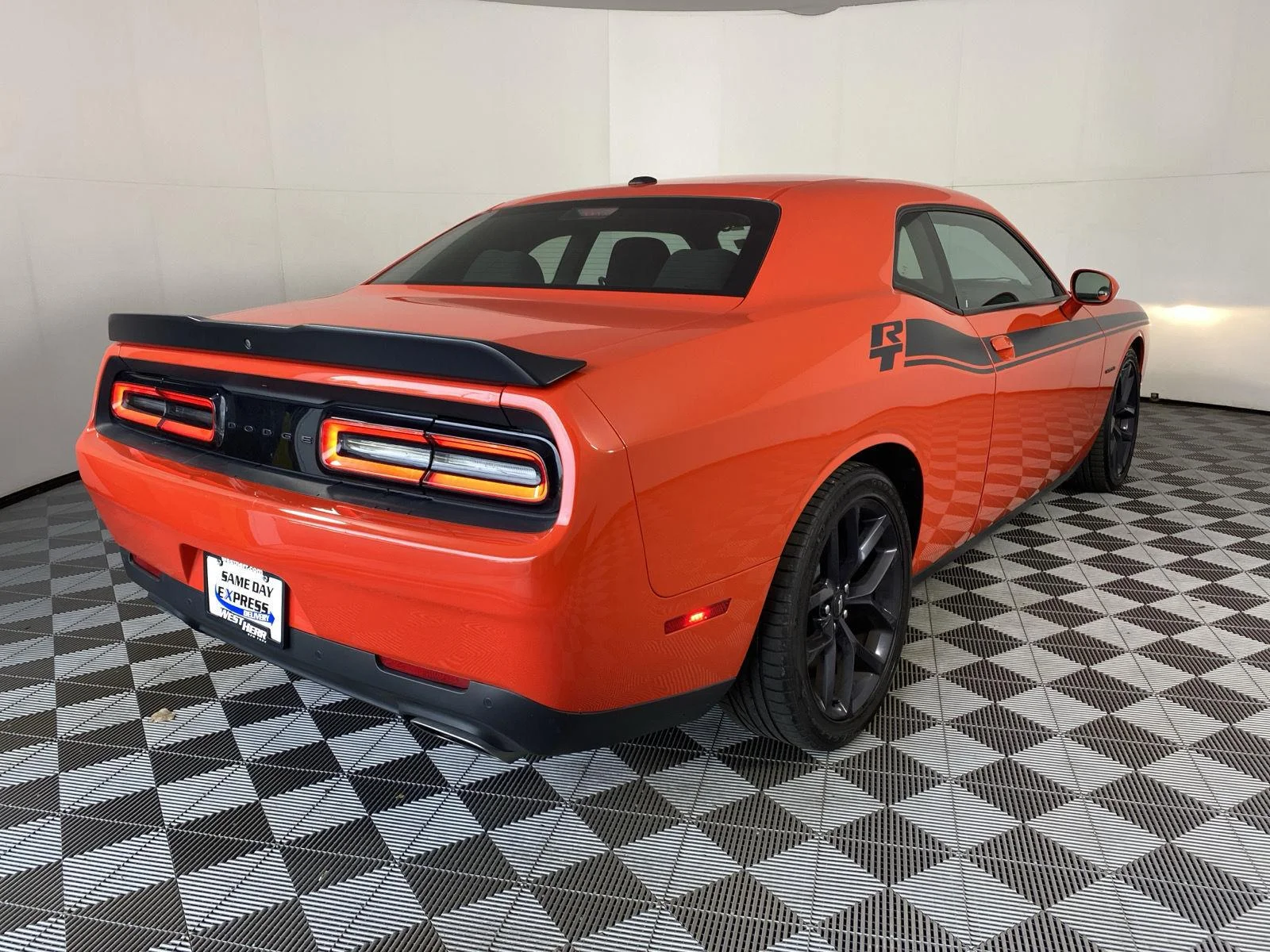 Used 2021 Go Mango Dodge R/T image 6