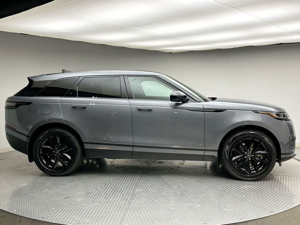 New 2026 Zadar Grey Prem Met Land Rover S image 4