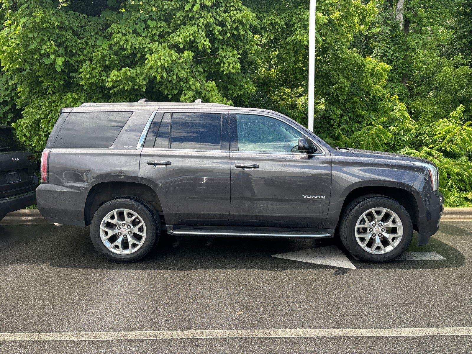 Used 2017 Iridium Metallic GMC SLT image 6