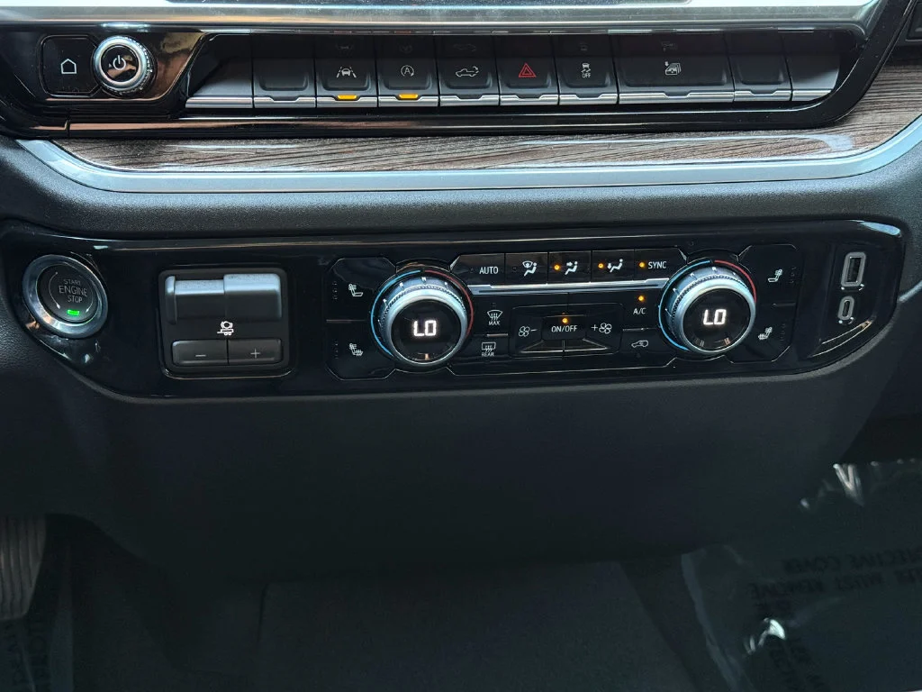 Used 2026 Summit White GMC Elevation image 28