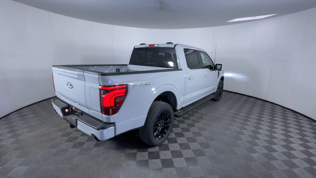 New 2026 Avalanche Ford Lariat image 8