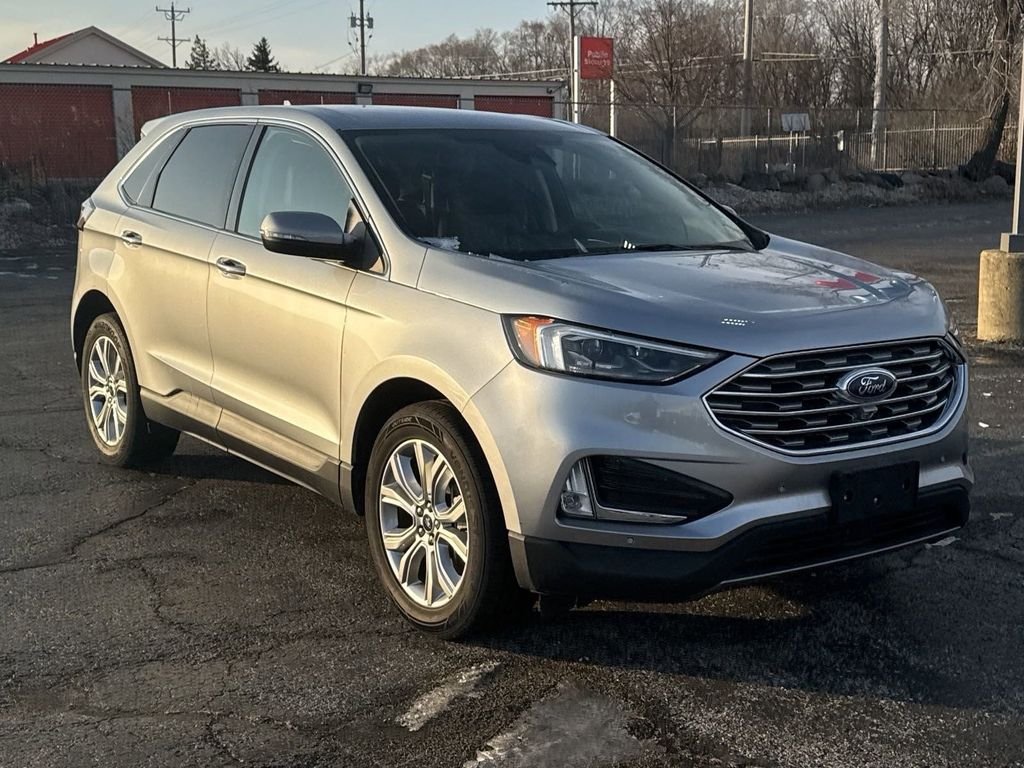 2022 Ford Edge Titanium