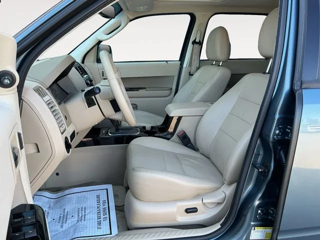 Used 2012 Steel Blue Metallic Ford Limited image 11
