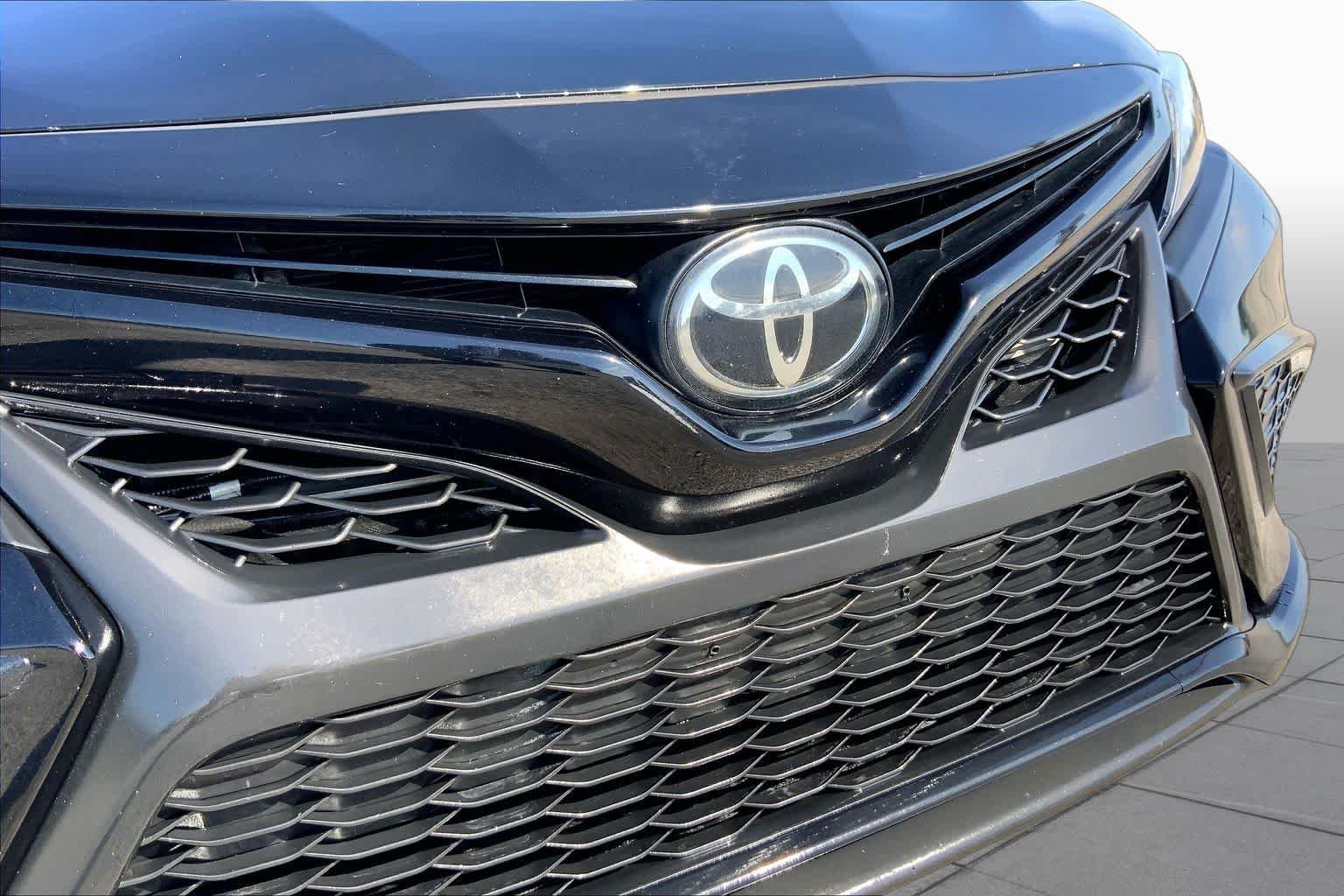 Used 2023 Midnight Black Metallic Toyota SE Nightshade image 29