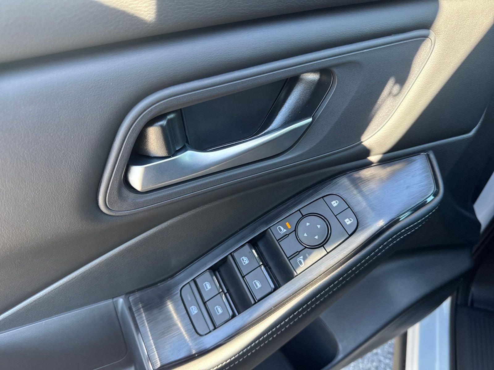 New 2026 Nissan Rogue SV 4D Sport Utility