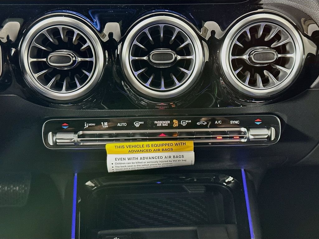 New 2026 Polar White Mercedes-Benz GLA 250 image 15