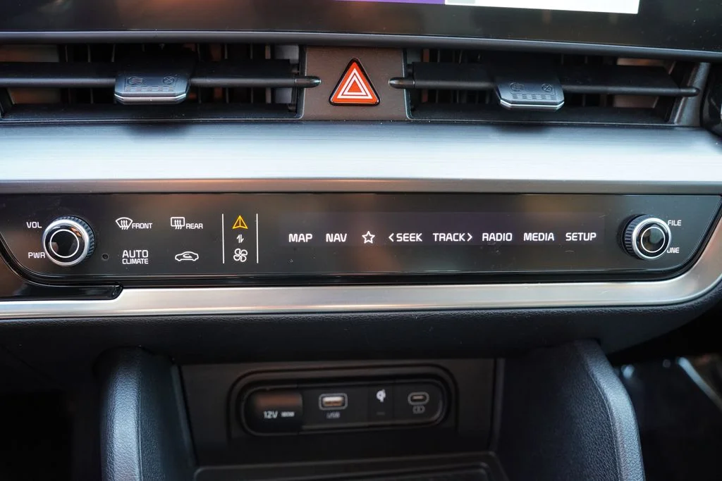 Used 2024 Gravity Gray Kia EX image 26