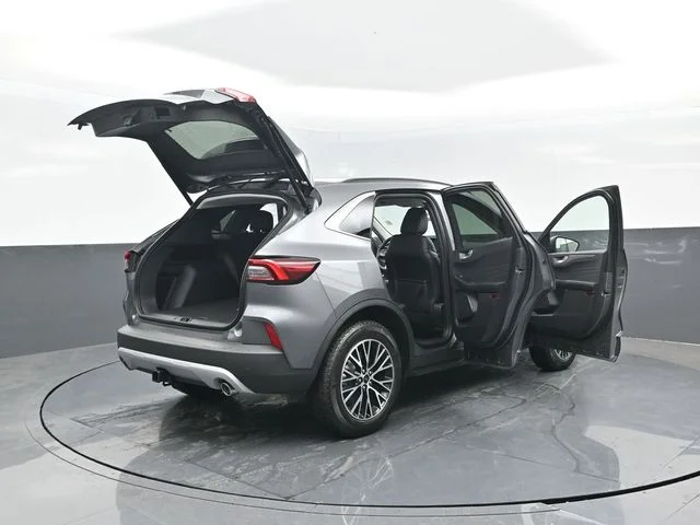 New 2026 Carbonized Gray Metallic Ford Plug-in Hybrid image 31