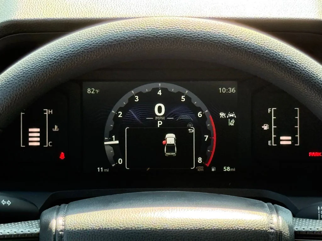 2025 Toyota Tacoma SR5 - Photo 26