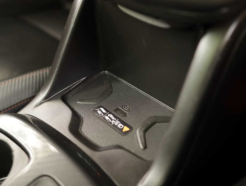 Used 2022 Satin Steel Metallic GMC AT4 - Leather image 19