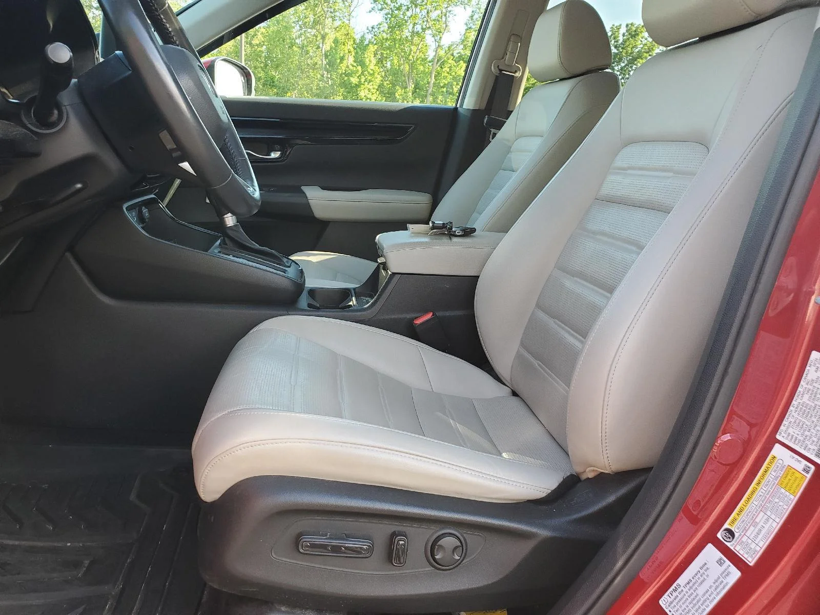 Used 2024 Radiant Red Metallic Honda EX-L image 7