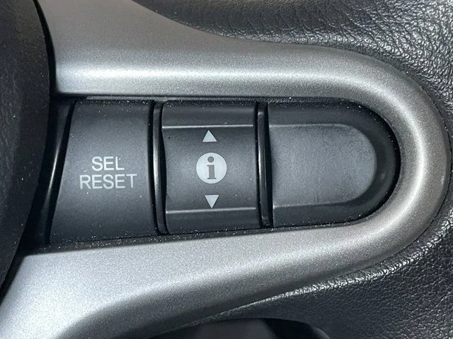 Used 2013 Polished Metal Metallic Honda Base image 9
