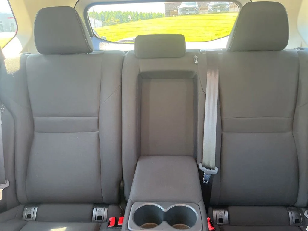 Used 2023 Gray Nissan S image 15