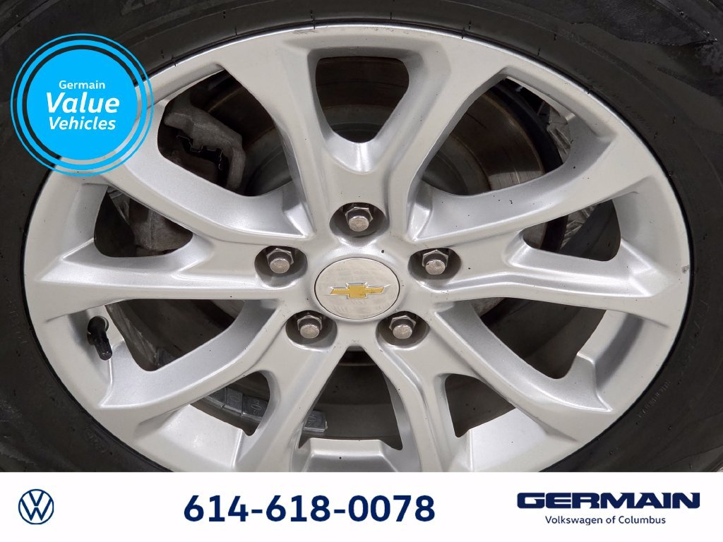 Used 2020 Summit White Chevrolet LT image 11