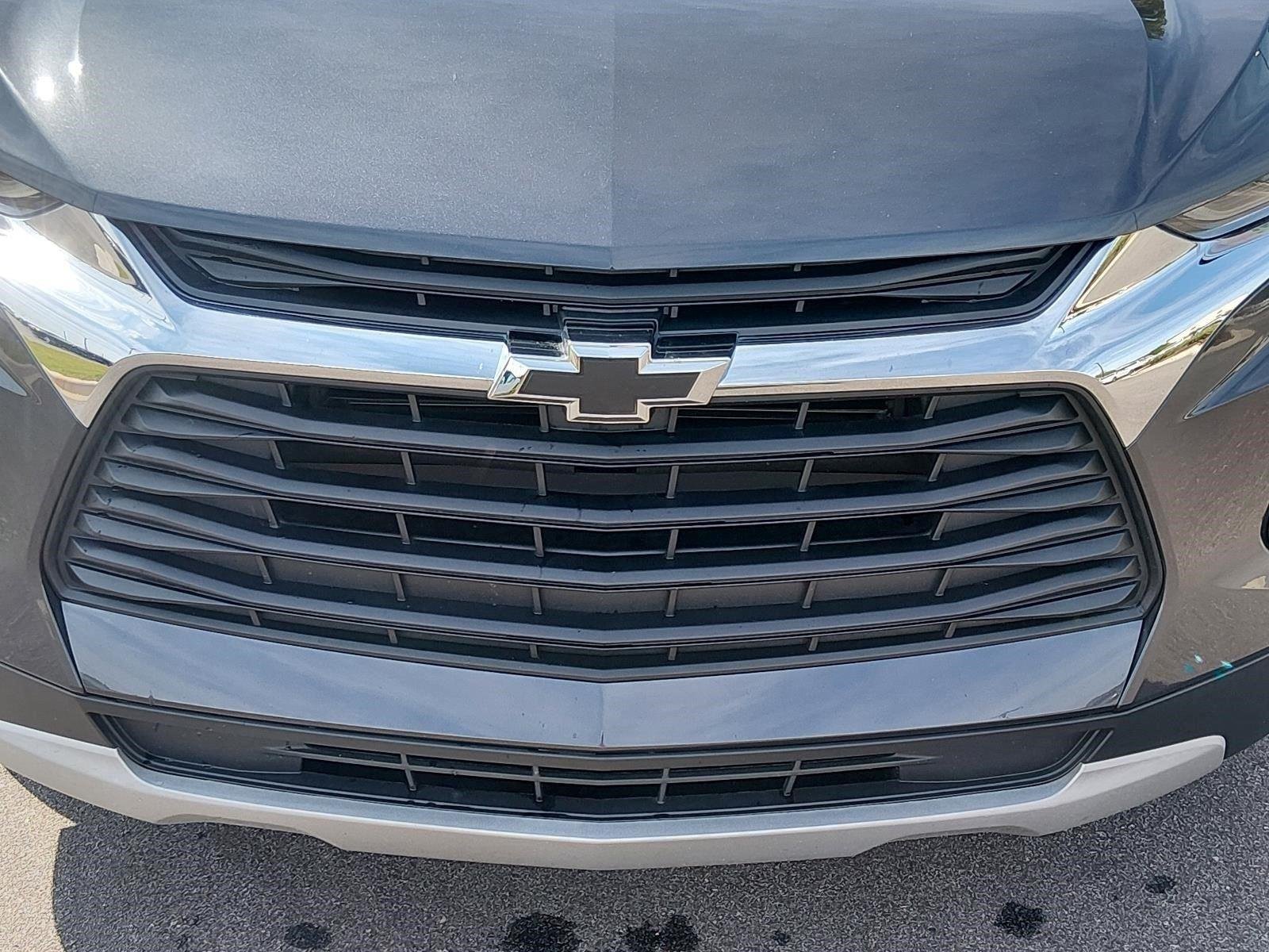 Used 2022 Iron Gray Metallic Chevrolet LT image 9