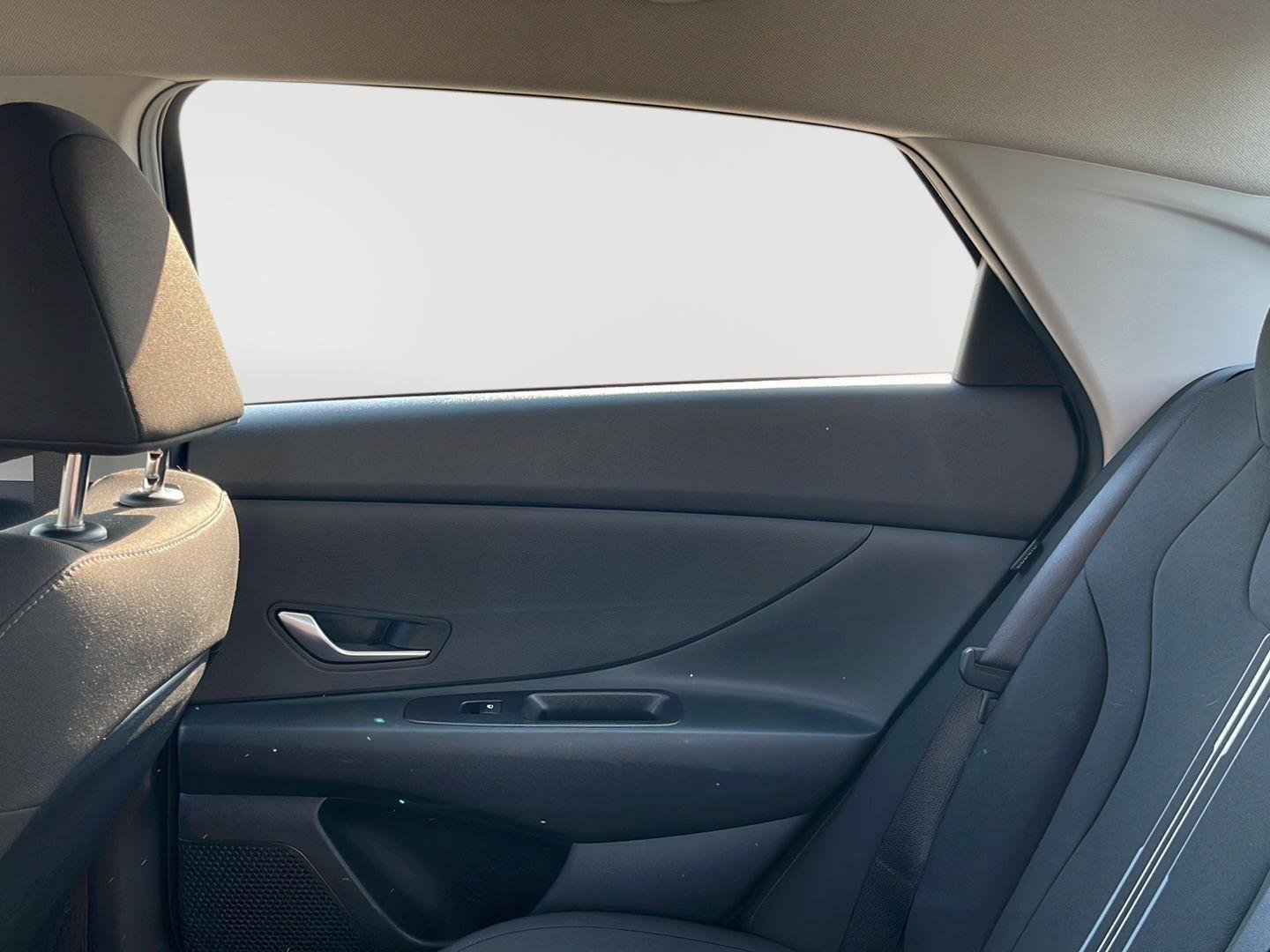 2024 Hyundai Elantra SEL - Photo 10