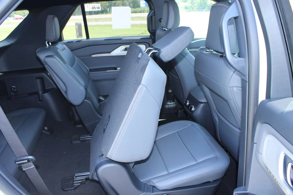 New 2027 White Ford 4DR 4WD ACTIVE image 20