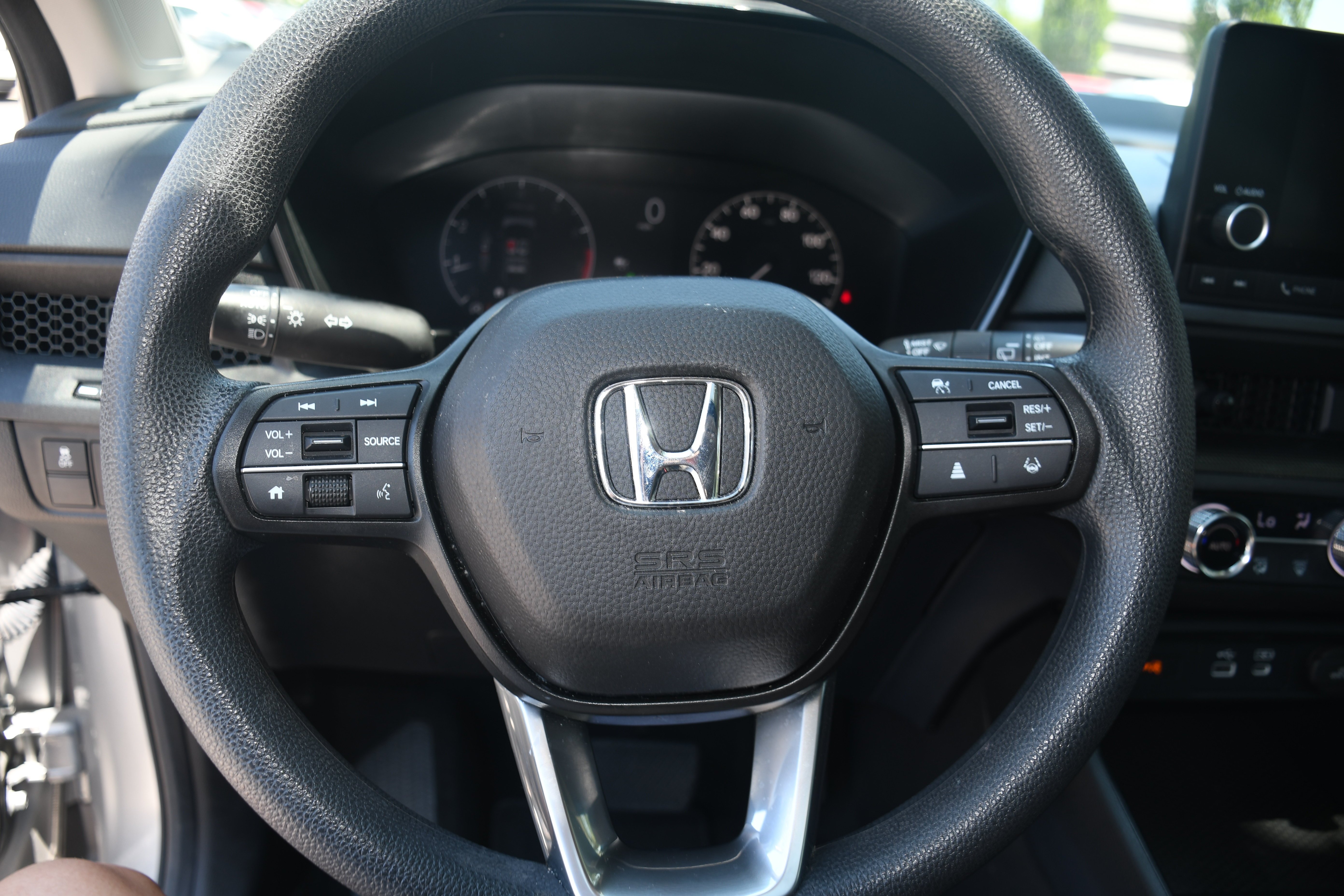 Used 2025  Honda EX image 10