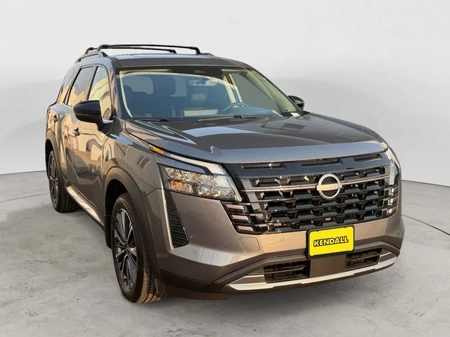 New 2026 Gun Metallic Nissan Platinum image 2