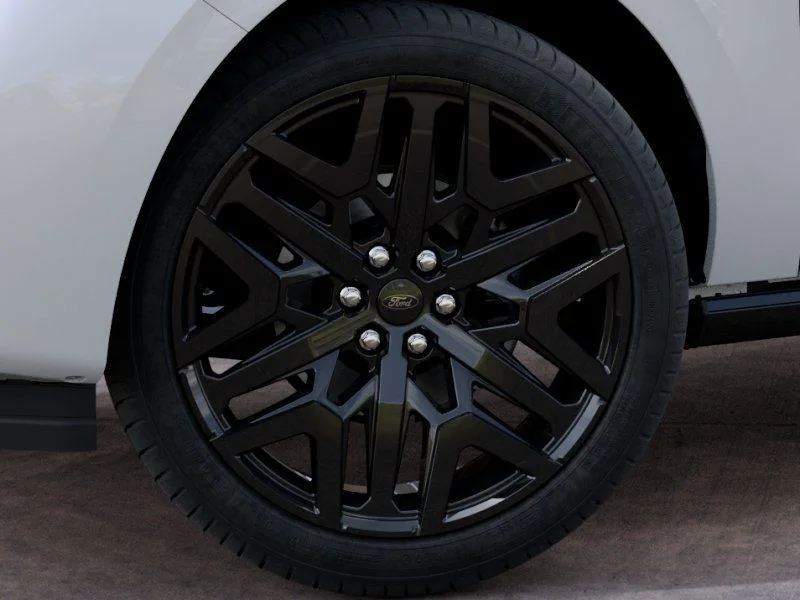 New 2027 Star White Metallic Tri-Coat Ford MAX Platinum image 21