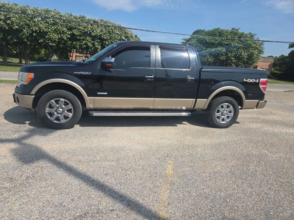 Used 2013 Black Ford Lariat image 7