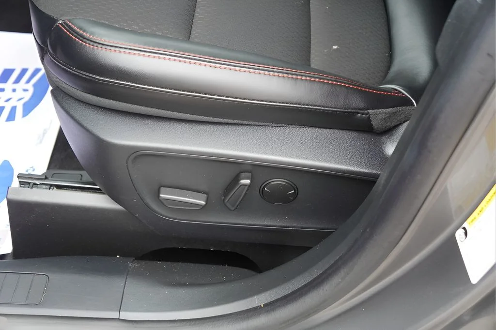 Used 2025 Gray Metallic Ford ST-Line image 18