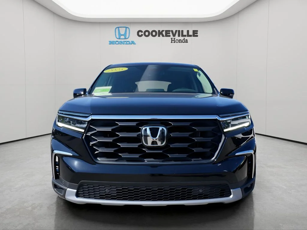 Used 2025 Black Honda EX-L image 3