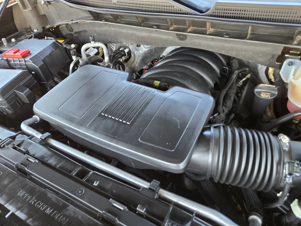 Used 2024 Black Chevrolet ZR2 image 17