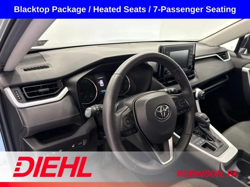 Used 2021  Toyota XLE image 20
