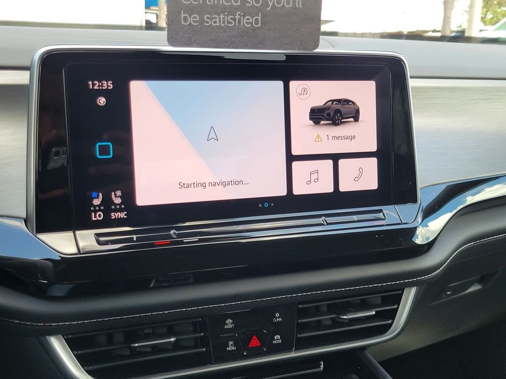 Certified Used 2026  Volkswagen SE w/Technology image 21
