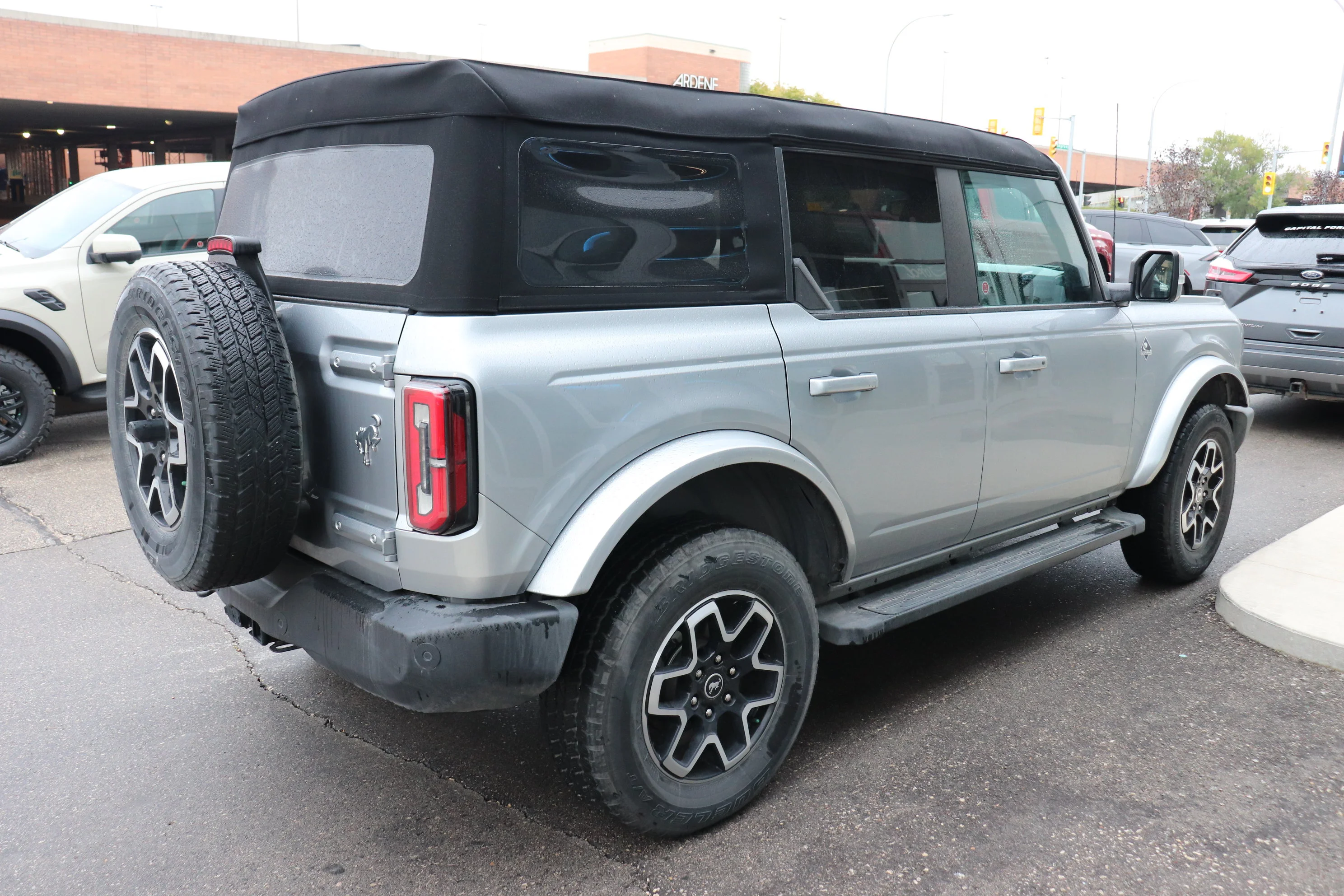 Used 2023 Silver Ford OUTERBANKS image 4