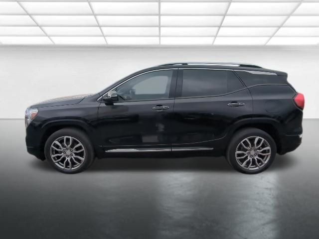 Used 2022 Ebony Twilight Metallic GMC Denali image 29