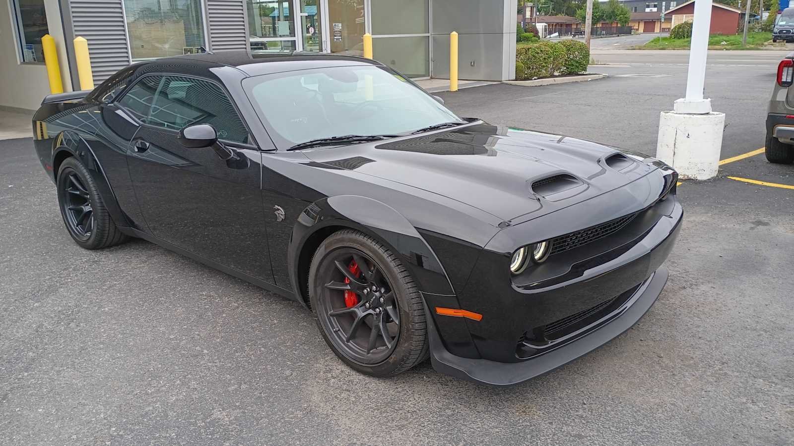 Used 2021 Pitch Black Clearcoat Dodge SRT Hellcat Redeye Widebody image 2