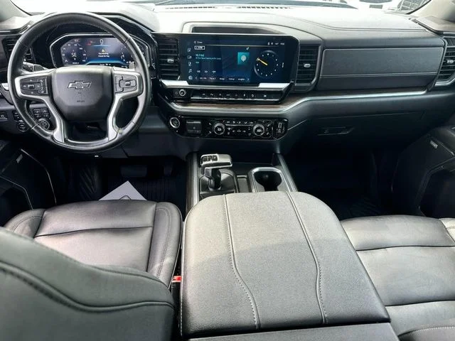 Used 2024 Summit White Chevrolet RST image 36