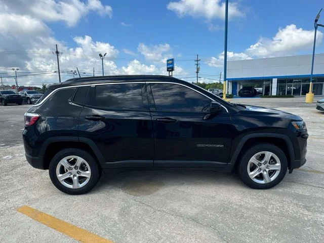 Used 2023 Black Jeep Latitude image 10